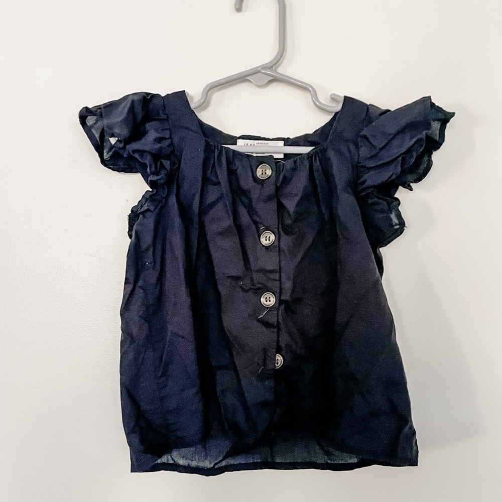 Short sleeved black blouse. Girls 4T.